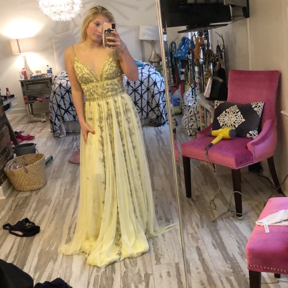Sherri Hill